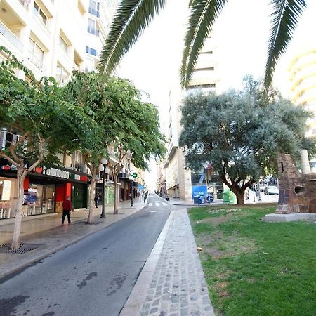 Lujoso Y Espacioso Piso En El Corazon De Alicante Con Hidromasajeアパートメント エクステリア 写真
