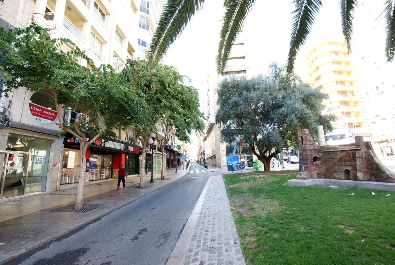 Lujoso Y Espacioso Piso En El Corazon De Alicante Con Hidromasajeアパートメント エクステリア 写真