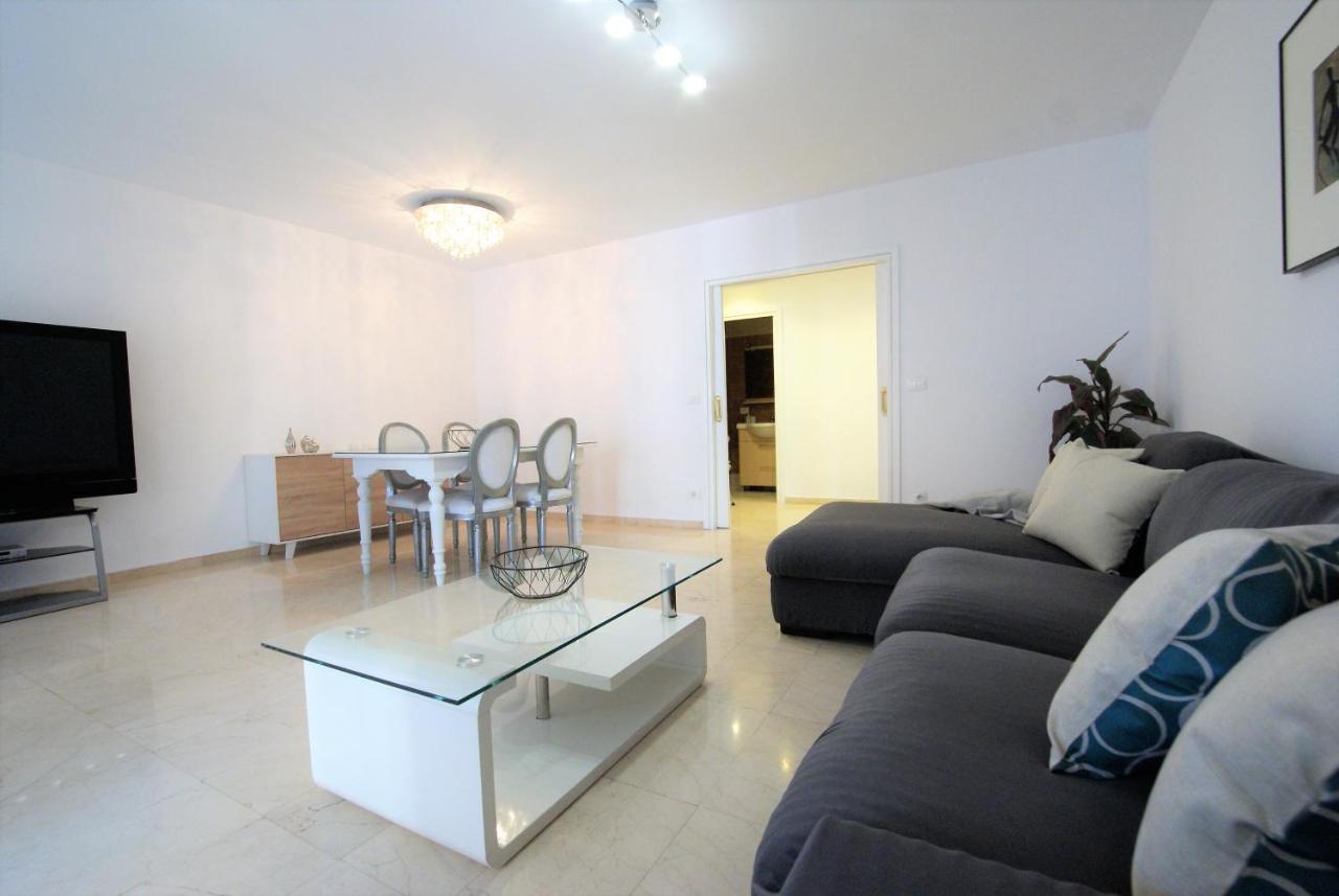 Lujoso Y Espacioso Piso En El Corazon De Alicante Con Hidromasajeアパートメント エクステリア 写真